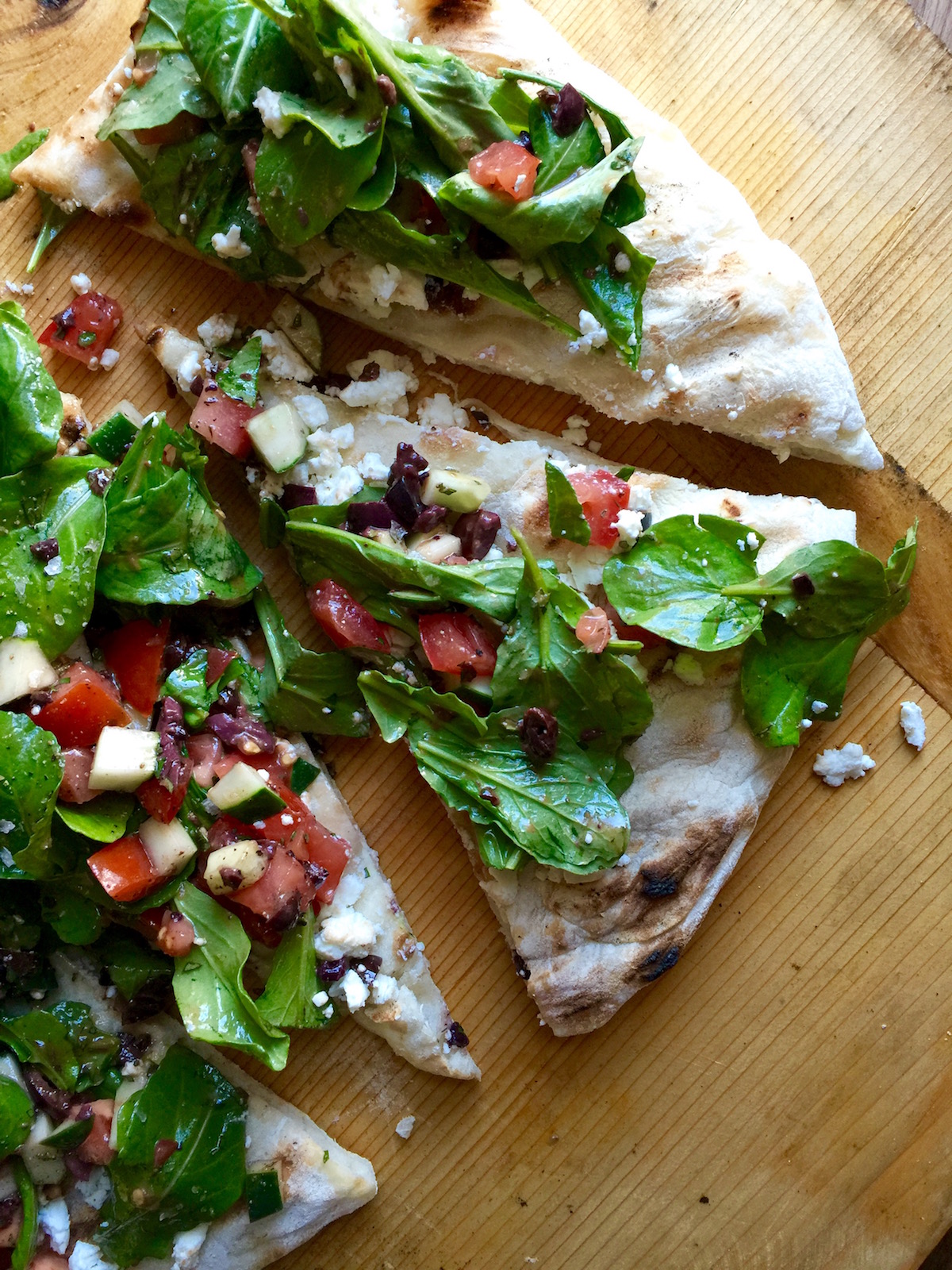 Grilled Mediterranean Pizza - In Jennie&amp;#39;s Kitchen