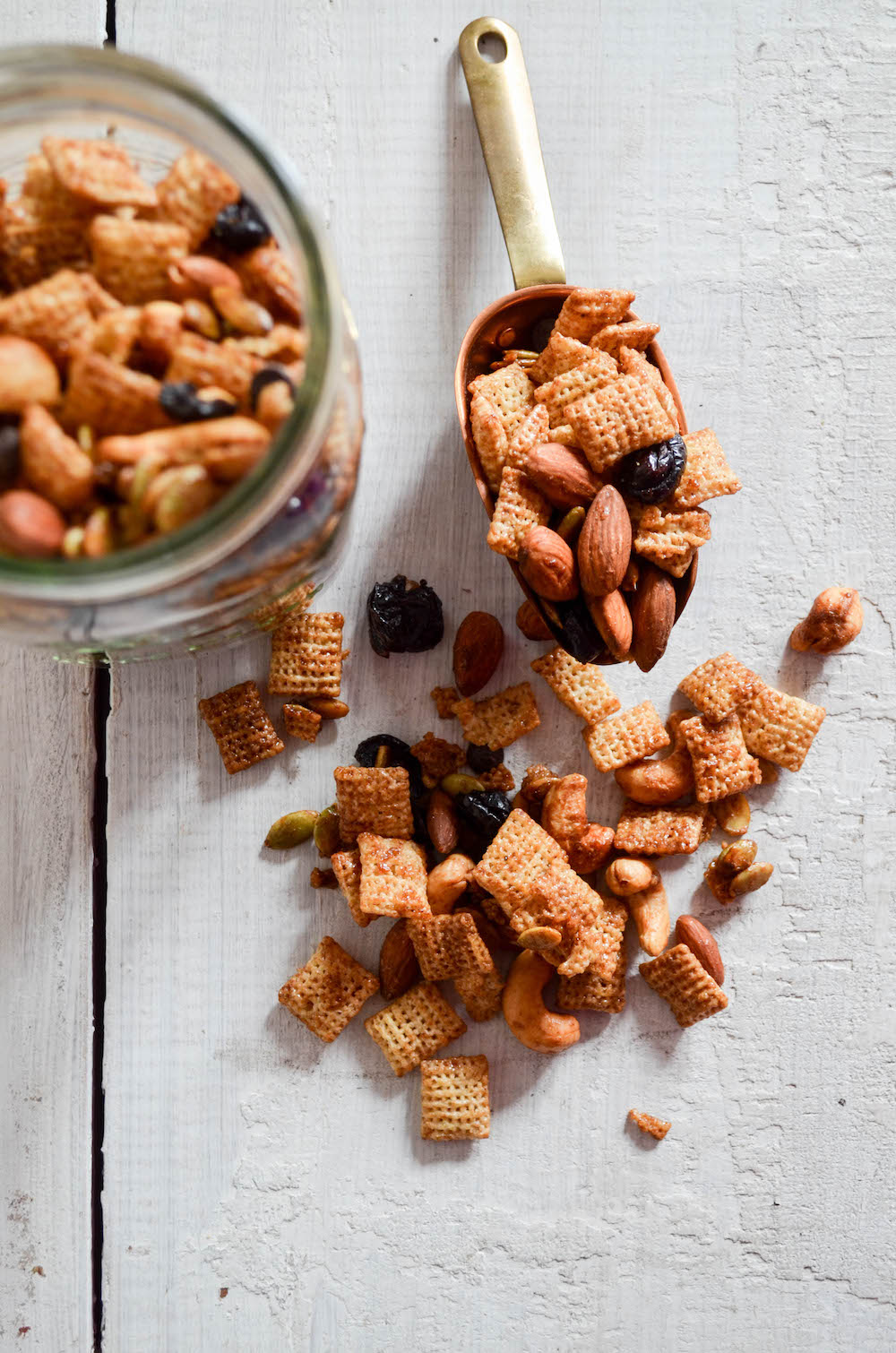 pumpkin-spice-chex-mix-recipe-in-jennie-s-kitchen